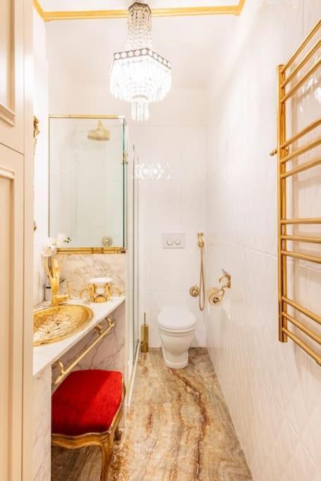 Ground Floor Luxe Historic Studio City Centre Apartamento Bolonha Exterior foto